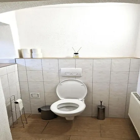 In Im Dreilaendereck Арнольдштайн